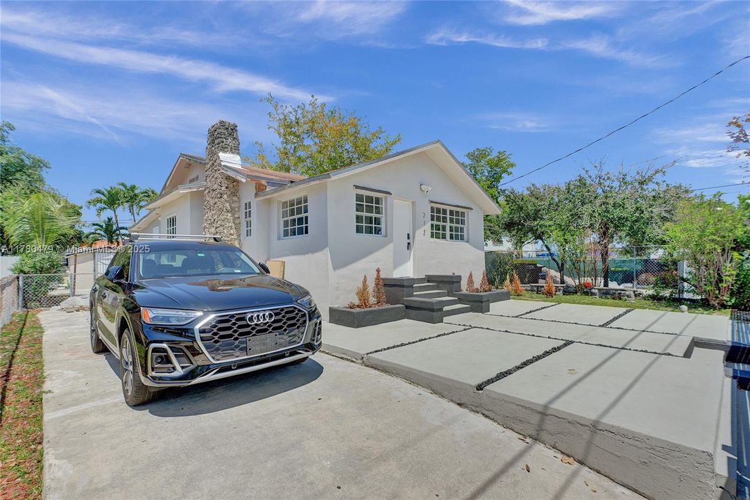 En Venta: $1,600,000 (2 camas, 1 baños, 1594 Pies cuadrados)