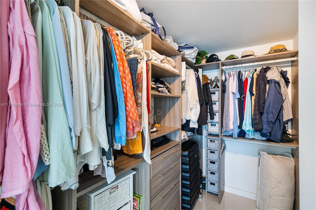 最近租的: $5,000 (2 贝兹, 2 浴室, 1177 平方英尺)