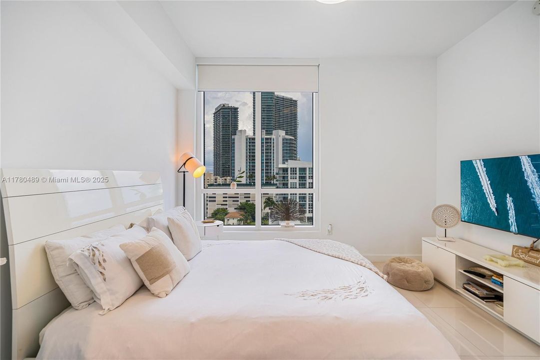 最近租的: $5,000 (2 贝兹, 2 浴室, 1177 平方英尺)