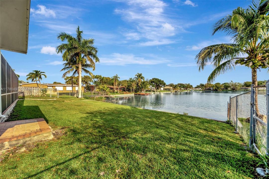 Recently Sold: $685,000 (4 beds, 2 baths, 1840 Square Feet)