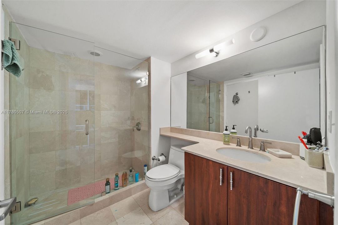 待售: $1,450,000 (2 贝兹, 2 浴室, 1258 平方英尺)