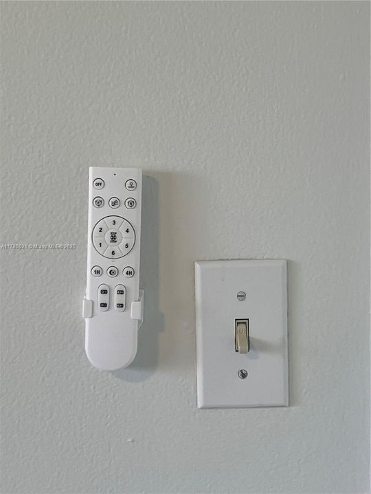 Recently Sold: $105,000 (2 beds, 2 baths, 880 Square Feet)