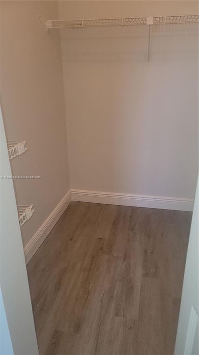 Recently Sold: $105,000 (2 beds, 2 baths, 880 Square Feet)