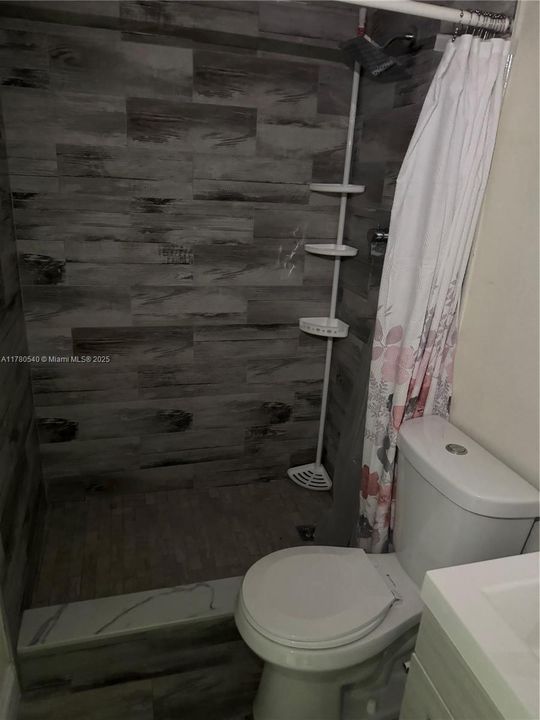 Недавно арендовано: $1,800 (2 спален, 2 ванн, 875 Квадратных фут)