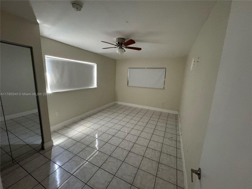 Недавно арендовано: $1,800 (2 спален, 2 ванн, 875 Квадратных фут)