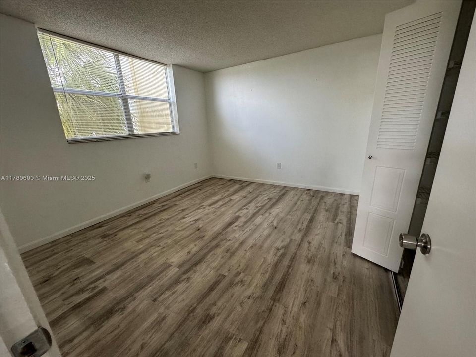 Недавно арендовано: $1,950 (2 спален, 2 ванн, 1000 Квадратных фут)