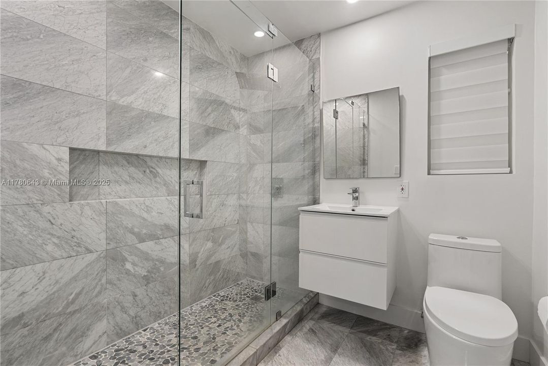 For Sale: $3,190,000 (4 beds, 4 baths, 2982 Square Feet)