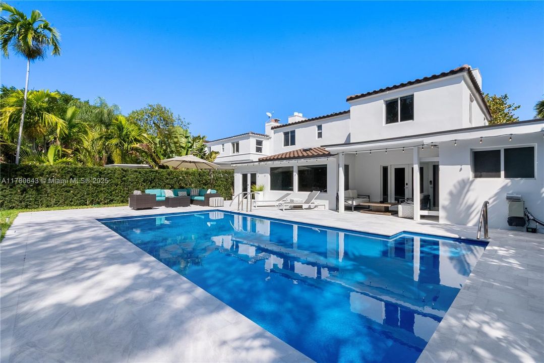 For Sale: $3,190,000 (4 beds, 4 baths, 2982 Square Feet)