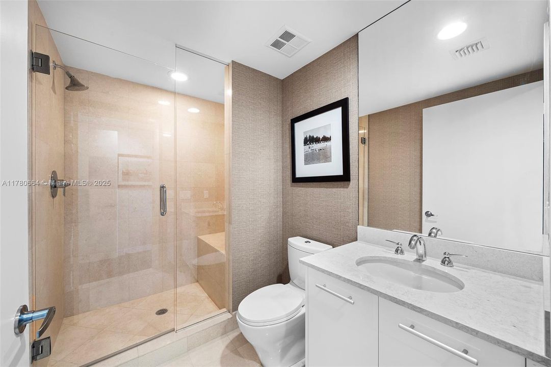 Recently Sold: $2,795,000 (3 beds, 3 baths, 3395 Square Feet)