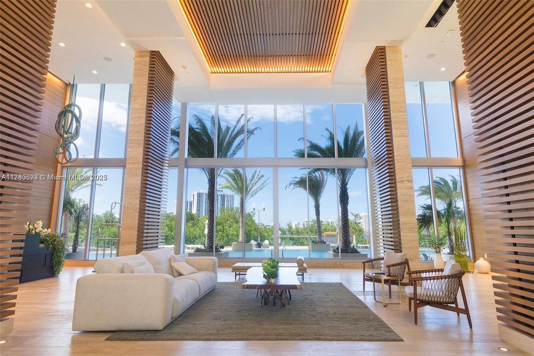 For Sale: $589,000 (2 beds, 2 baths, 1122 Square Feet)