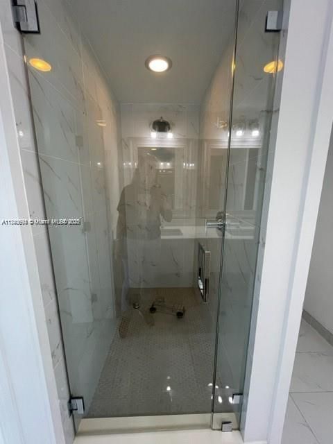 For Sale: $589,000 (2 beds, 2 baths, 1122 Square Feet)