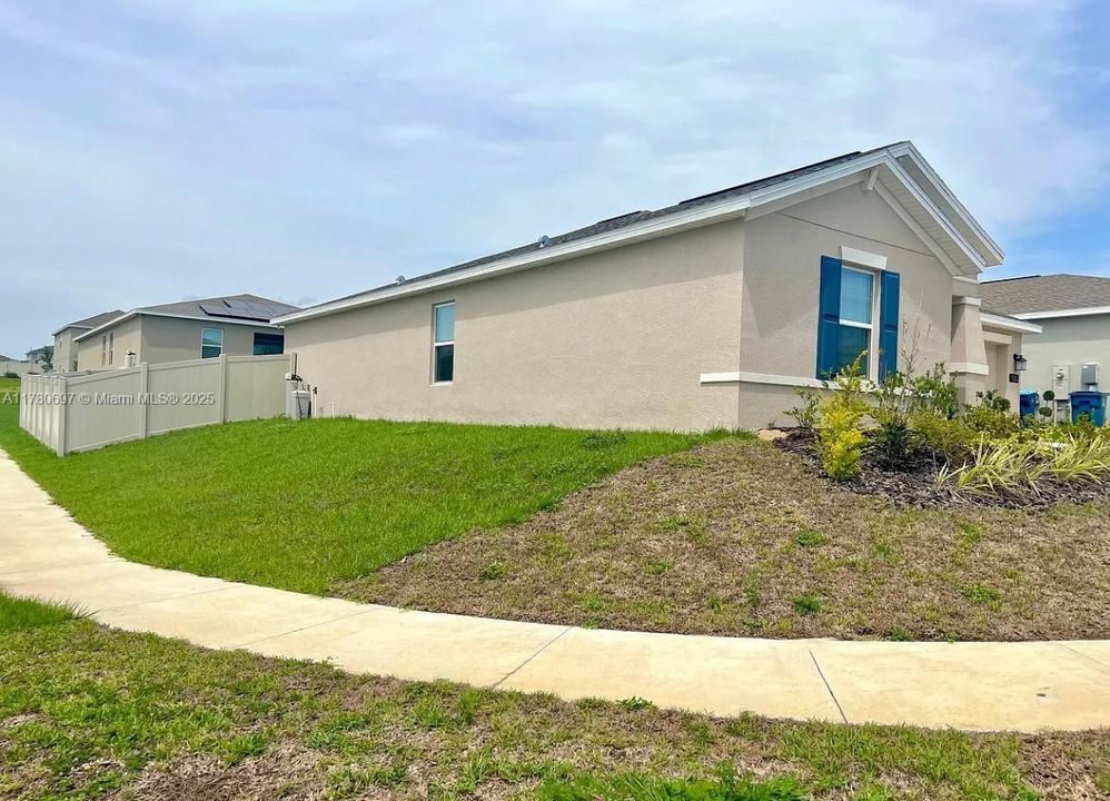 Недавно арендовано: $2,200 (3 спален, 2 ванн, 0 Квадратных фут)