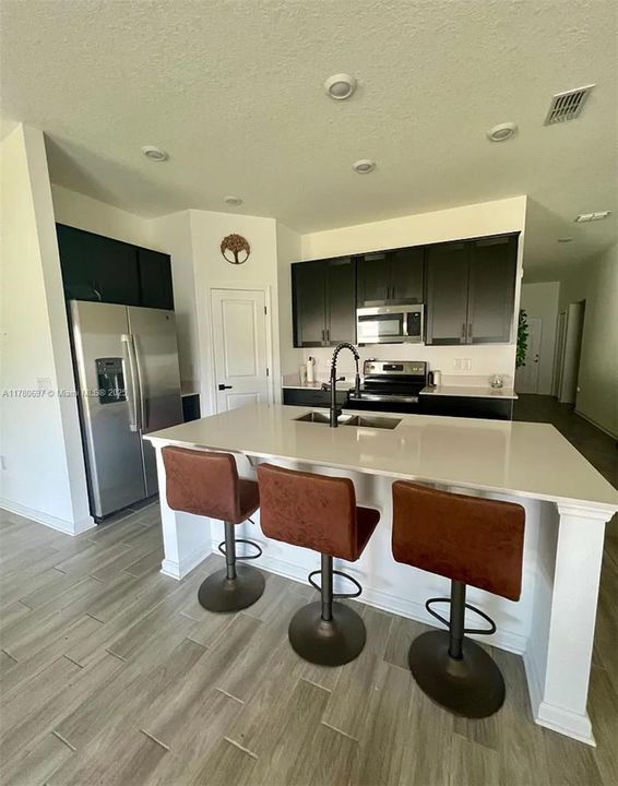 Недавно арендовано: $2,200 (3 спален, 2 ванн, 0 Квадратных фут)