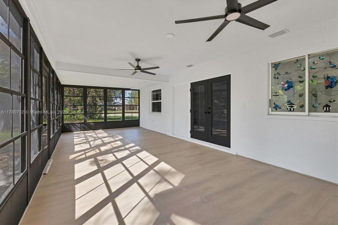 Recently Sold: $269,900 (3 beds, 2 baths, 1401 Square Feet)