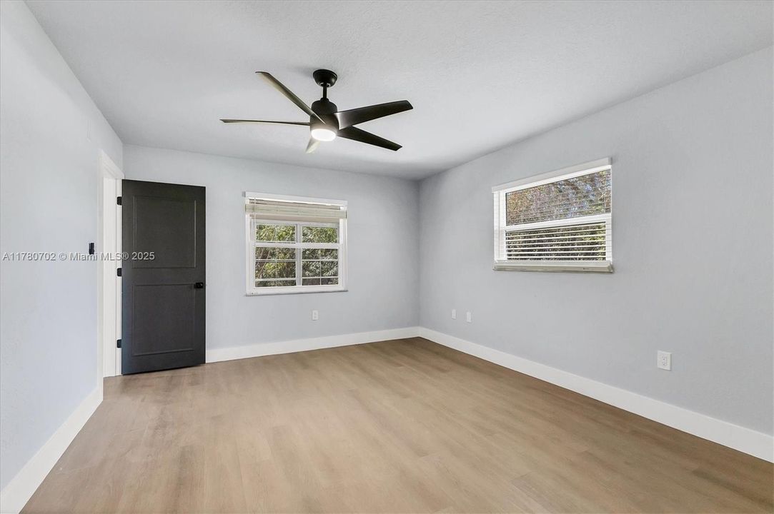 Recently Sold: $269,900 (3 beds, 2 baths, 1401 Square Feet)