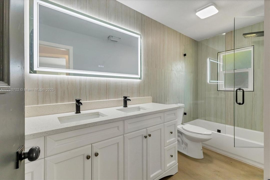 Recently Sold: $269,900 (3 beds, 2 baths, 1401 Square Feet)