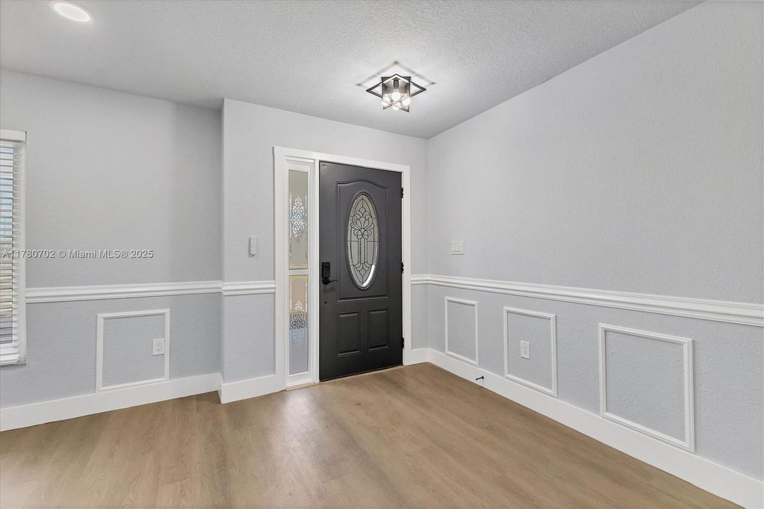 Recently Sold: $269,900 (3 beds, 2 baths, 1401 Square Feet)