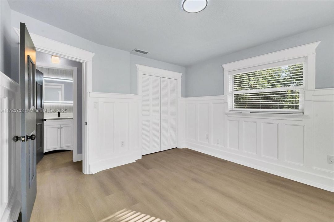 Recently Sold: $269,900 (3 beds, 2 baths, 1401 Square Feet)