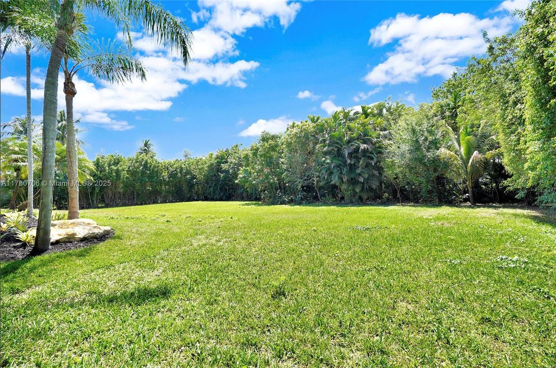 Недавно продано: $1,799,999 (5 спален, 3 ванн, 3339 Квадратных фут)