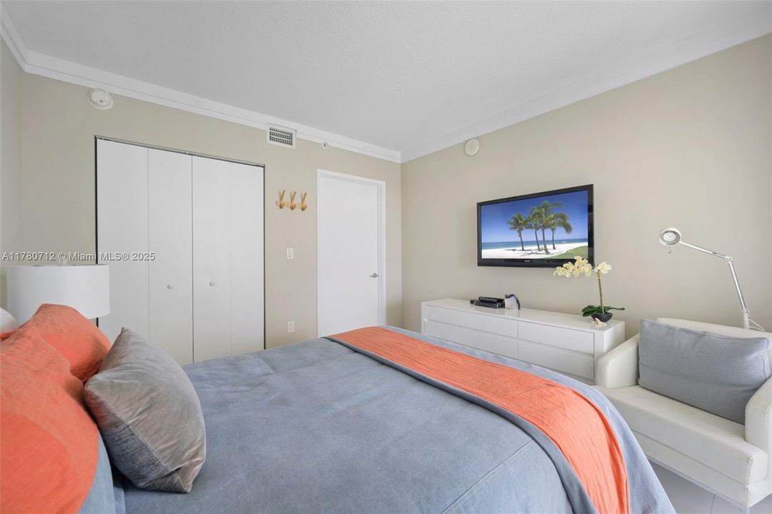 На продажу: $920,000 (3 спален, 2 ванн, 1489 Квадратных фут)