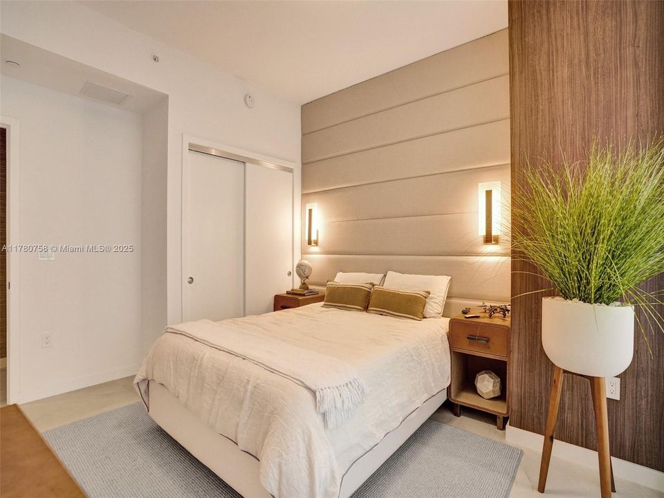 En Renta: $24,900 (3 camas, 3 baños, 2635 Pies cuadrados)