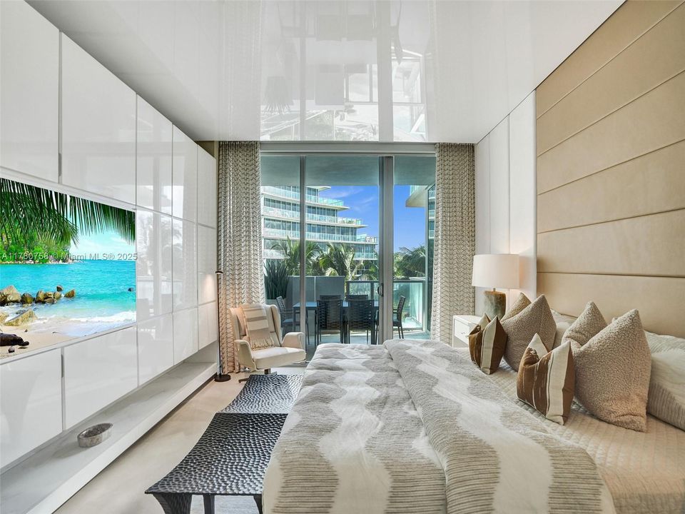 En Renta: $24,900 (3 camas, 3 baños, 2635 Pies cuadrados)