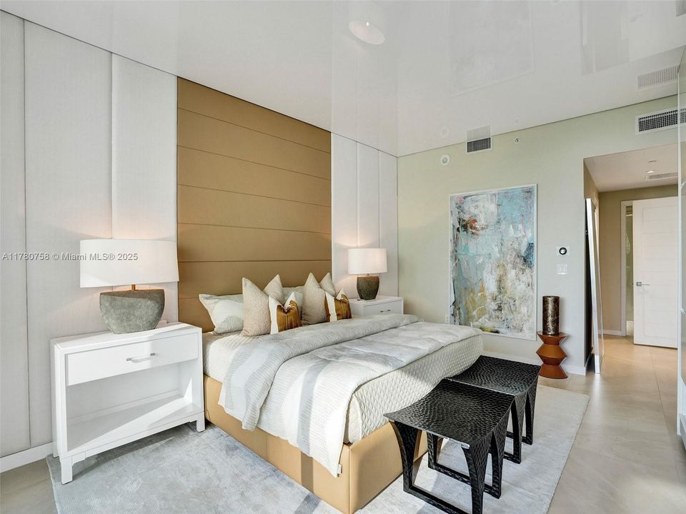 En Renta: $24,900 (3 camas, 3 baños, 2635 Pies cuadrados)