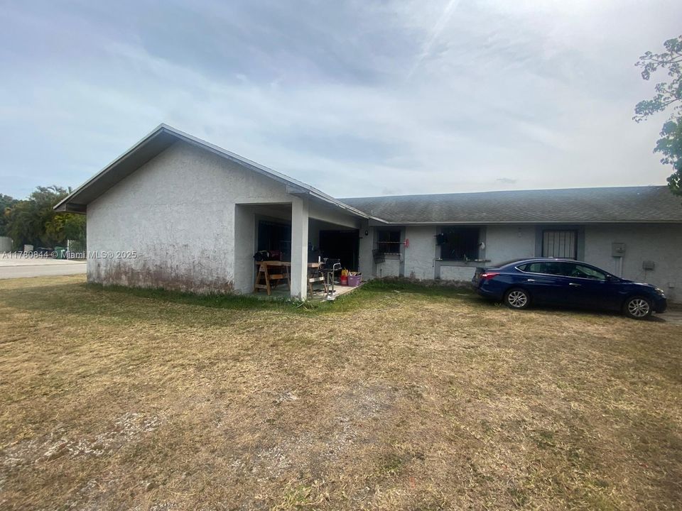 Недавно продано: $629,000 (4 спален, 2 ванн, 1559 Квадратных фут)