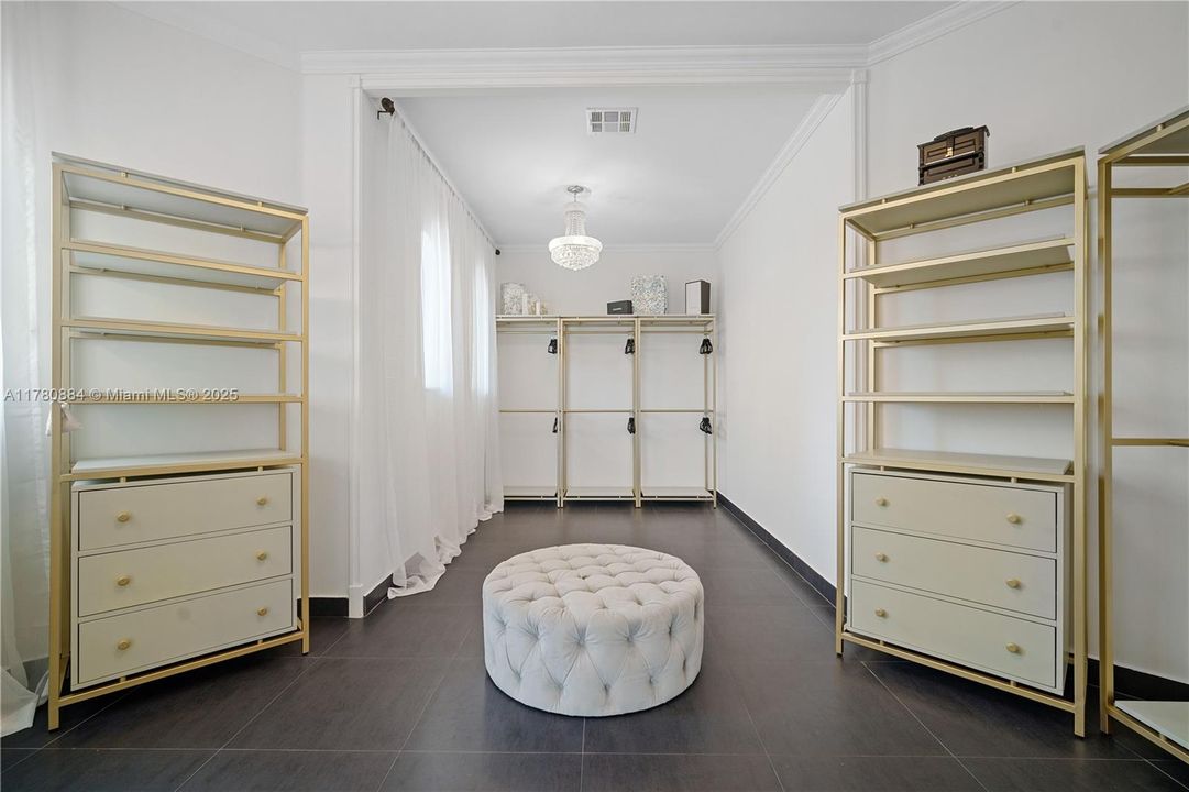 На продажу: $13,900,000 (7 спален, 8 ванн, 7729 Квадратных фут)