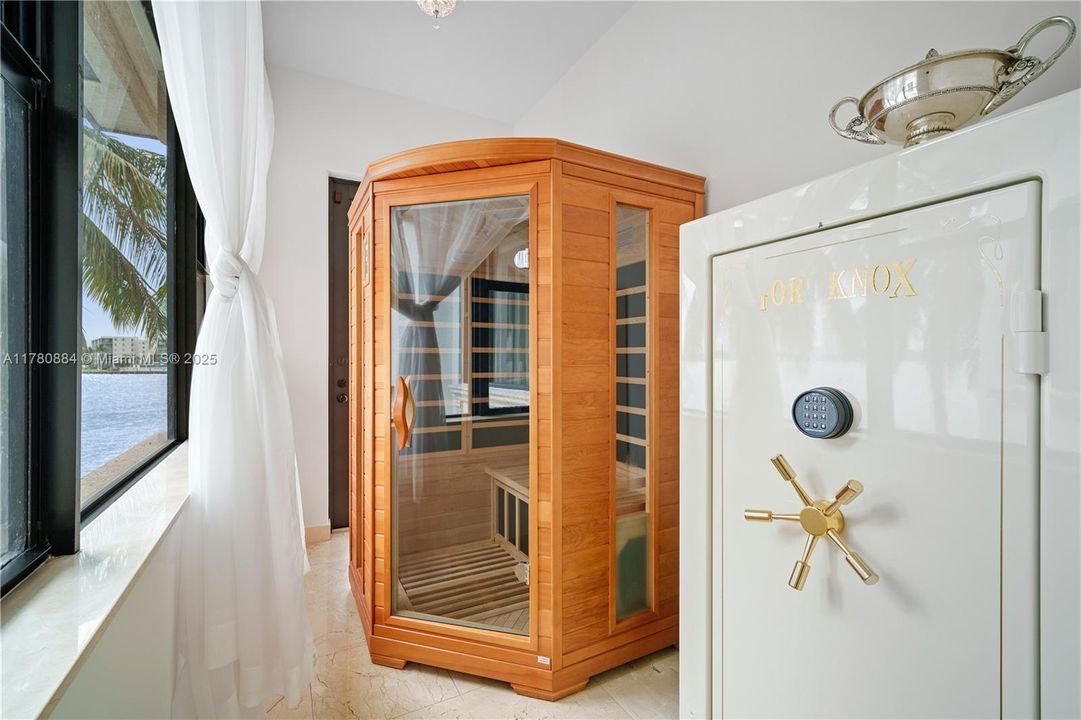 На продажу: $13,900,000 (7 спален, 8 ванн, 7729 Квадратных фут)