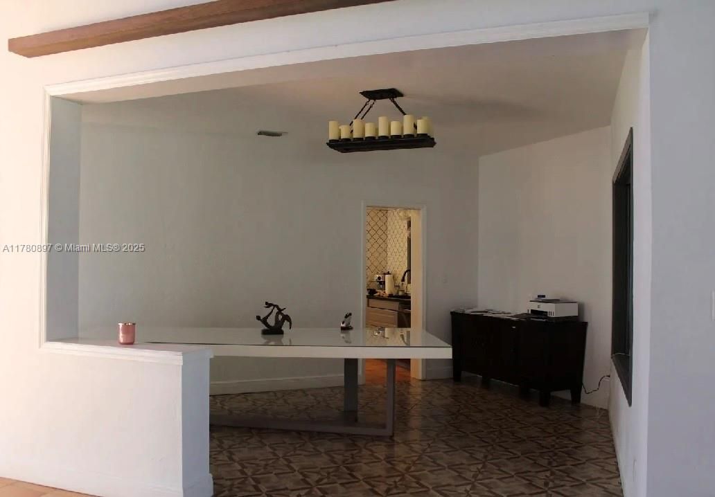 待售: $1,499,999 (6 贝兹, 4 浴室, 5659 平方英尺)