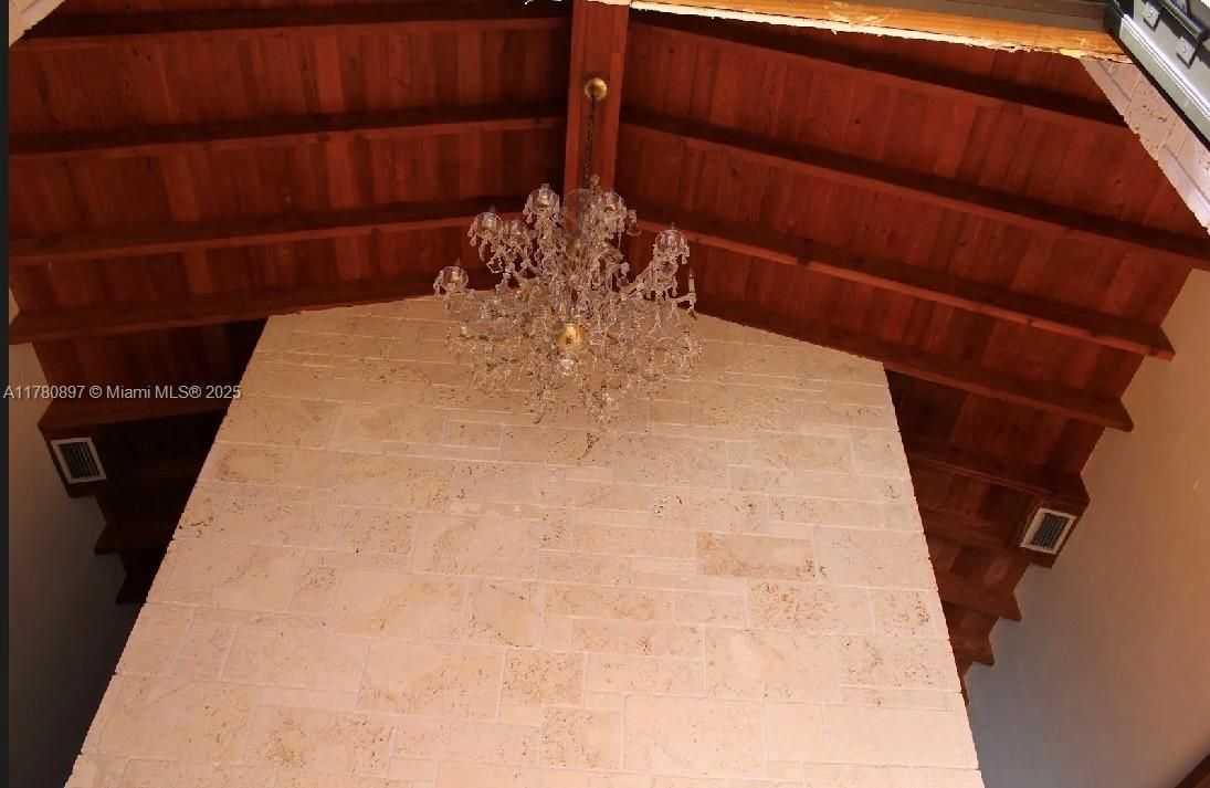 待售: $1,499,999 (6 贝兹, 4 浴室, 5659 平方英尺)