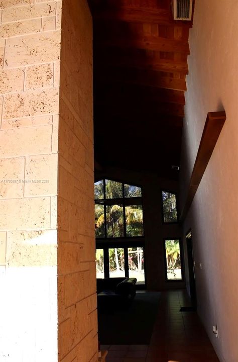 待售: $1,499,999 (6 贝兹, 4 浴室, 5659 平方英尺)