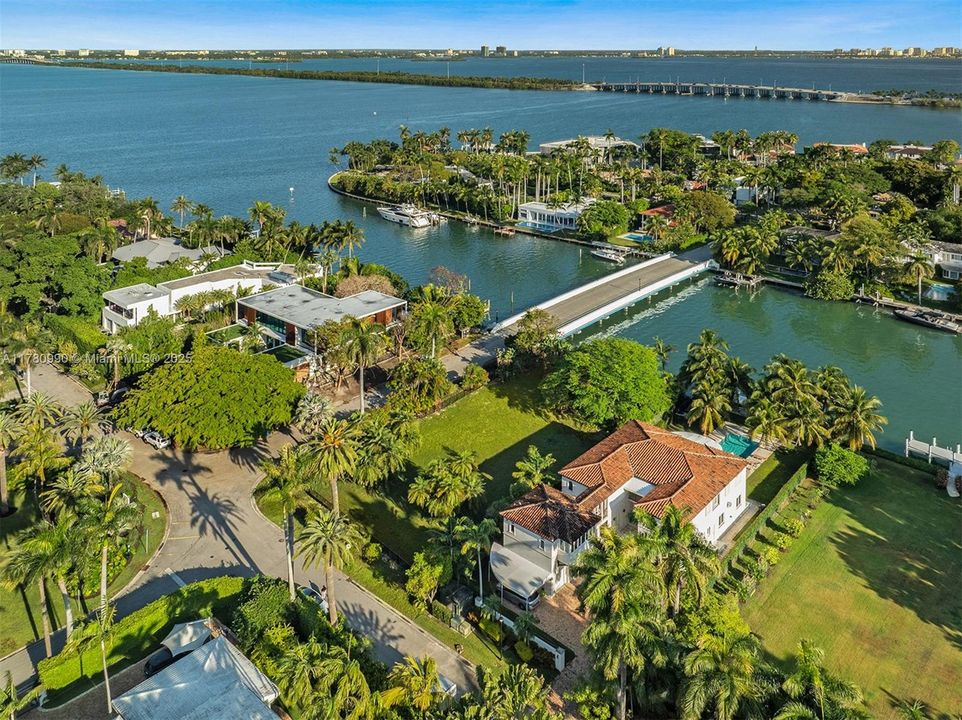 待售: $16,500,000 (0.46 acres)