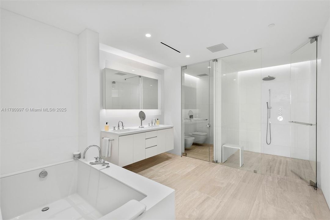 En Venta: $4,995,000 (1 camas, 1 baños, 1845 Pies cuadrados)