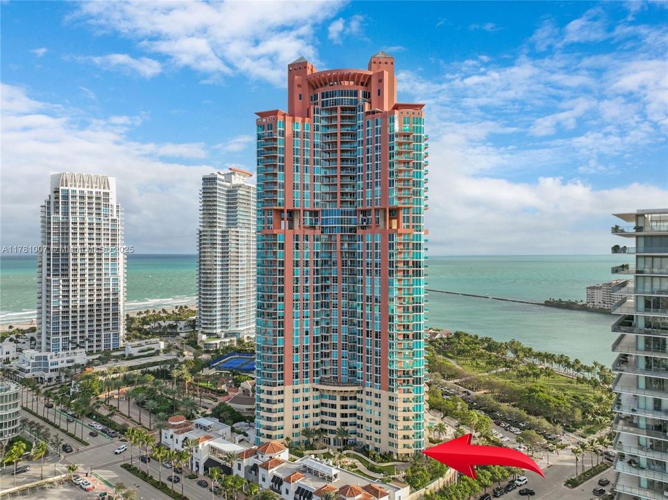 Recently Sold: $2,250,000 (3 beds, 2 baths, 2340 Square Feet)