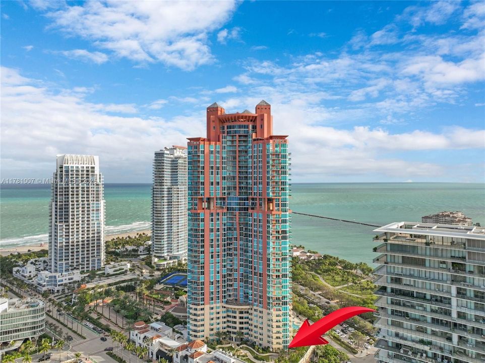 Recently Sold: $2,250,000 (3 beds, 2 baths, 2340 Square Feet)