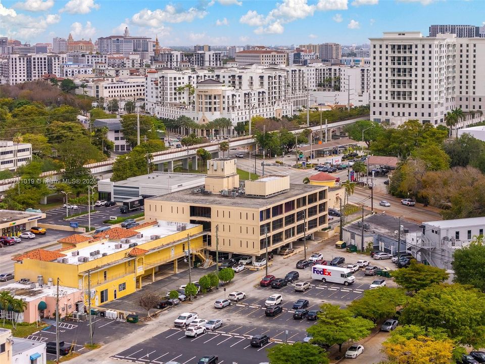 Activo con contrato: $4,900,000 (0 camas, 0 baños, 0 Pies cuadrados)