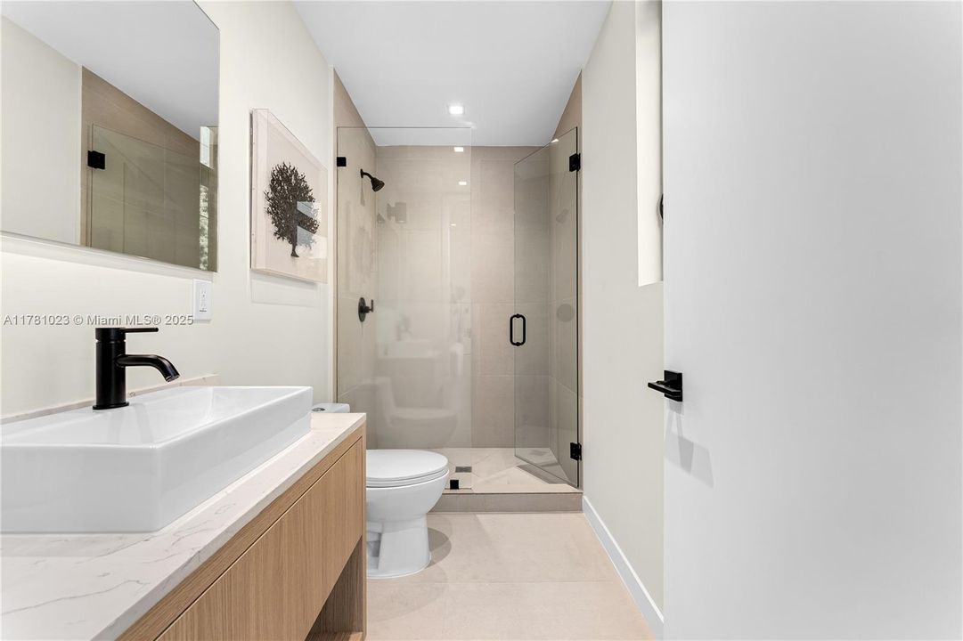 En Venta: $1,347,000 (3 camas, 3 baños, 2306 Pies cuadrados)