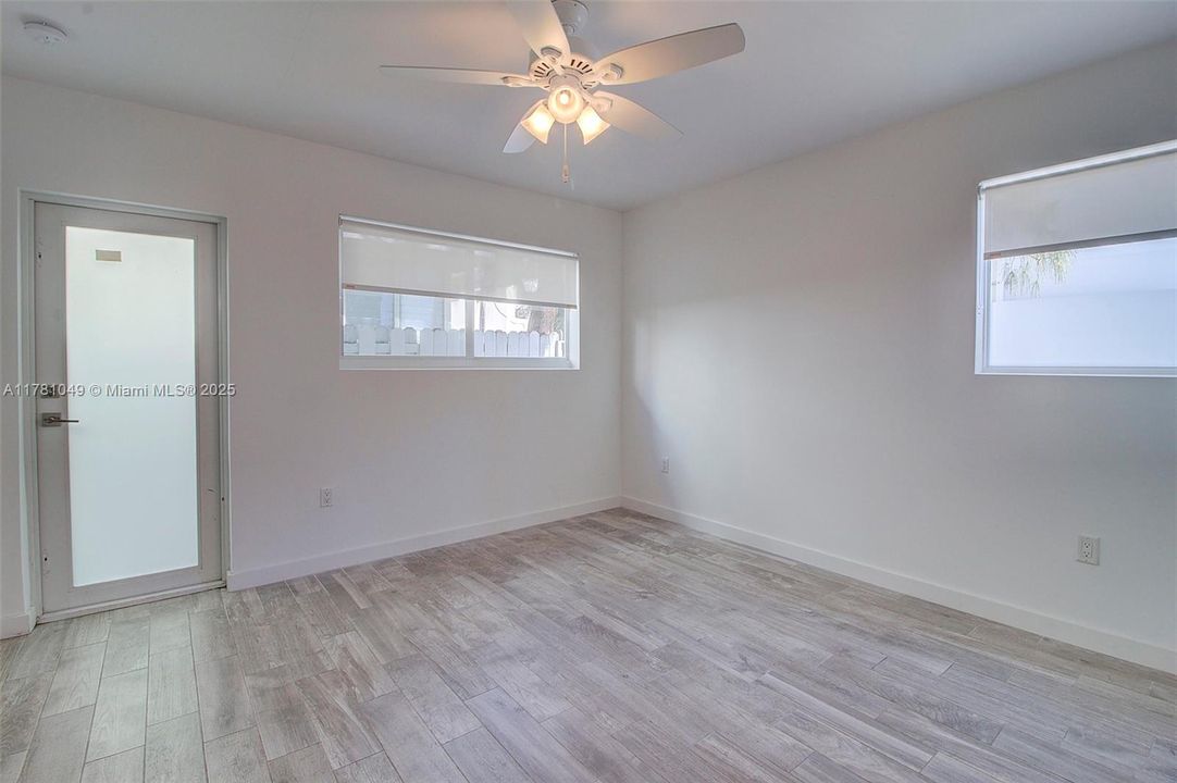 Recently Sold: $289,000 (1 beds, 1 baths, 622 Square Feet)