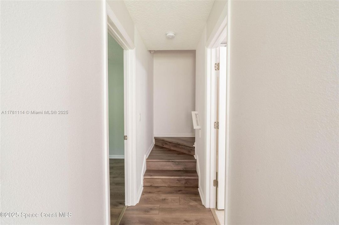 待售: $287,000 (3 贝兹, 2 浴室, 0 平方英尺)