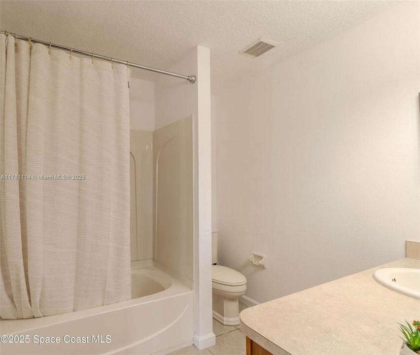 待售: $287,000 (3 贝兹, 2 浴室, 0 平方英尺)