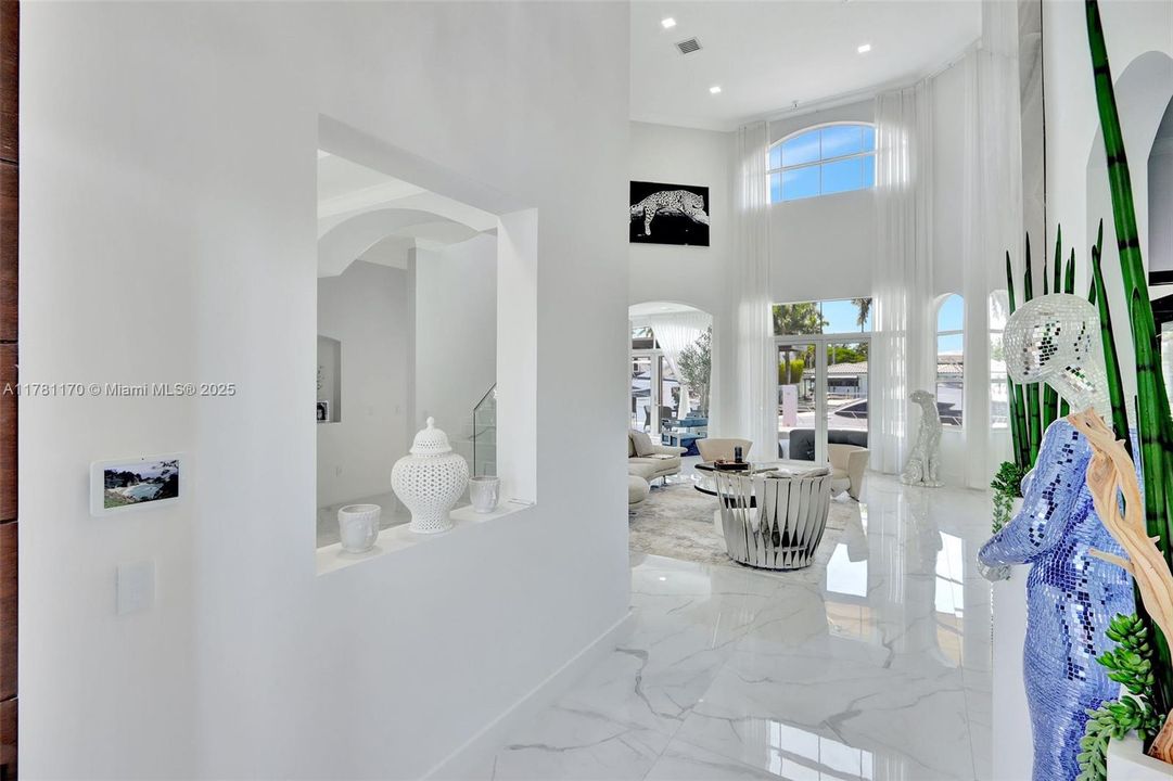 En Venta: $5,750,000 (4 camas, 4 baños, 4365 Pies cuadrados)