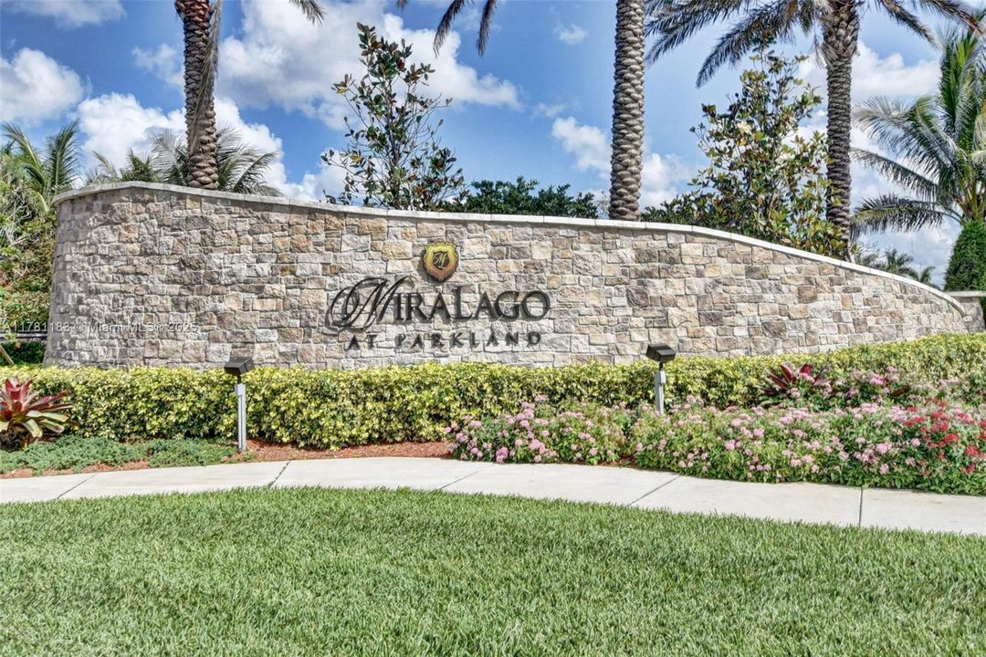 Recently Sold: $1,100,000 (5 beds, 4 baths, 3188 Square Feet)