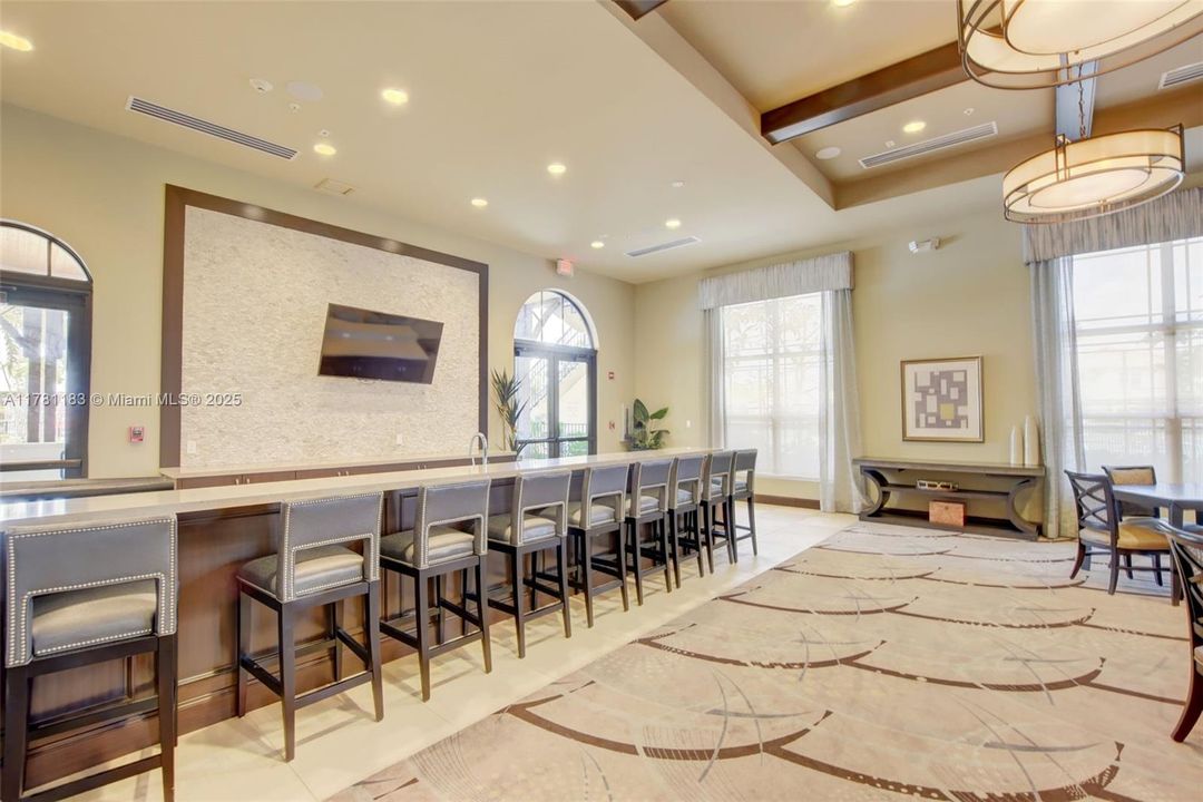 Recently Sold: $1,100,000 (5 beds, 4 baths, 3188 Square Feet)