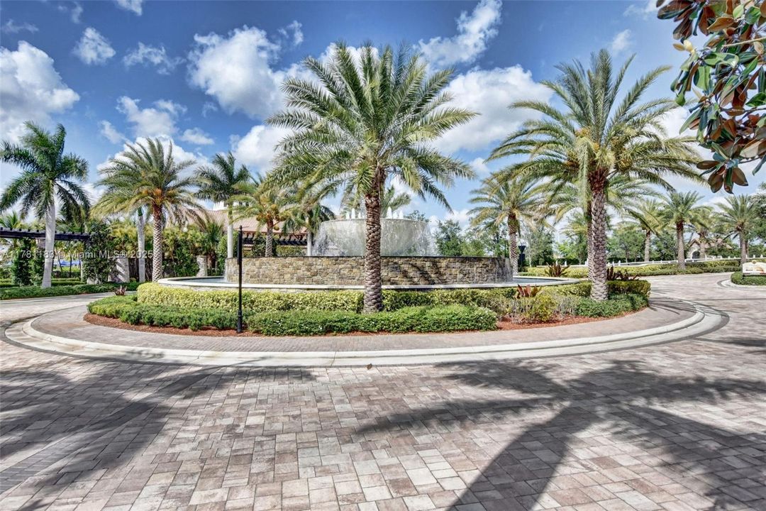 Recently Sold: $1,100,000 (5 beds, 4 baths, 3188 Square Feet)