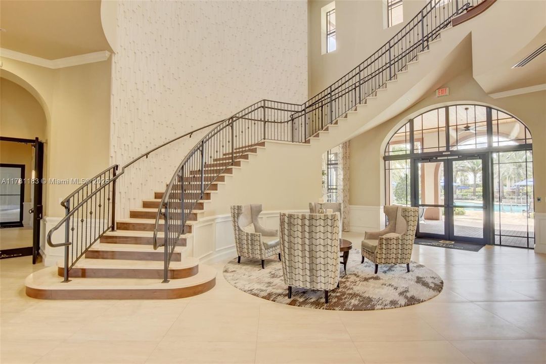 Recently Sold: $1,100,000 (5 beds, 4 baths, 3188 Square Feet)