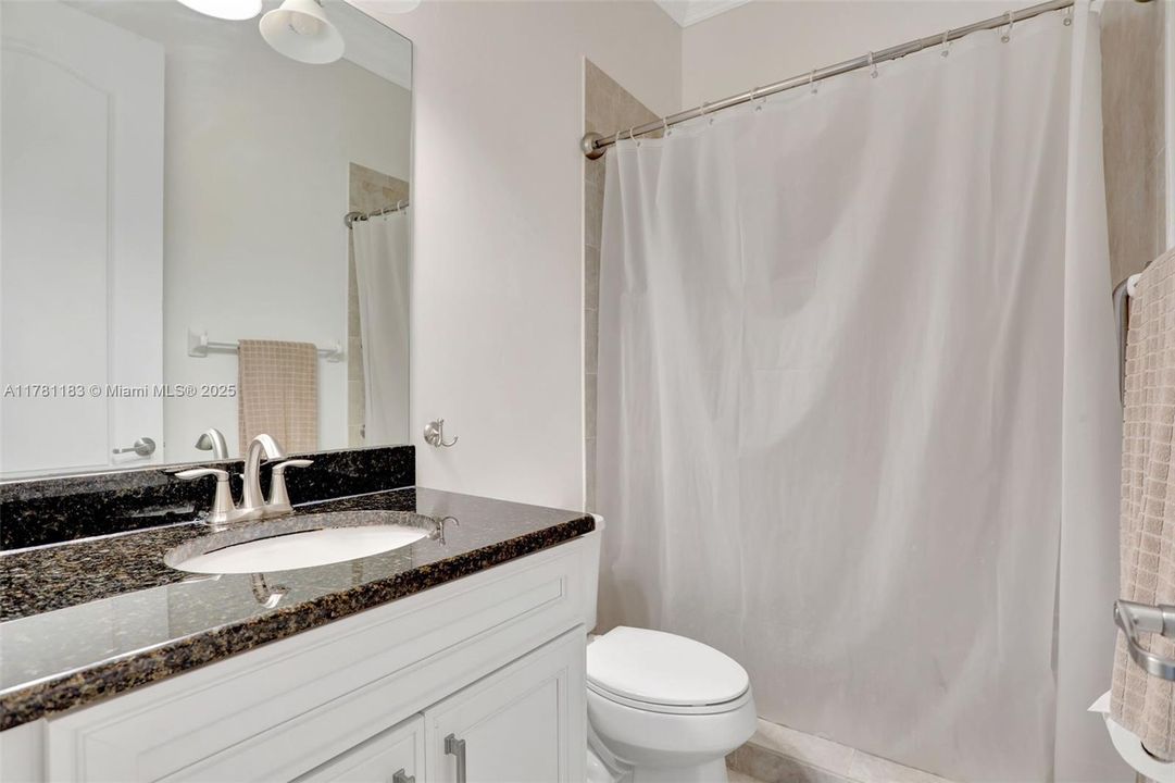 Recently Sold: $1,100,000 (5 beds, 4 baths, 3188 Square Feet)