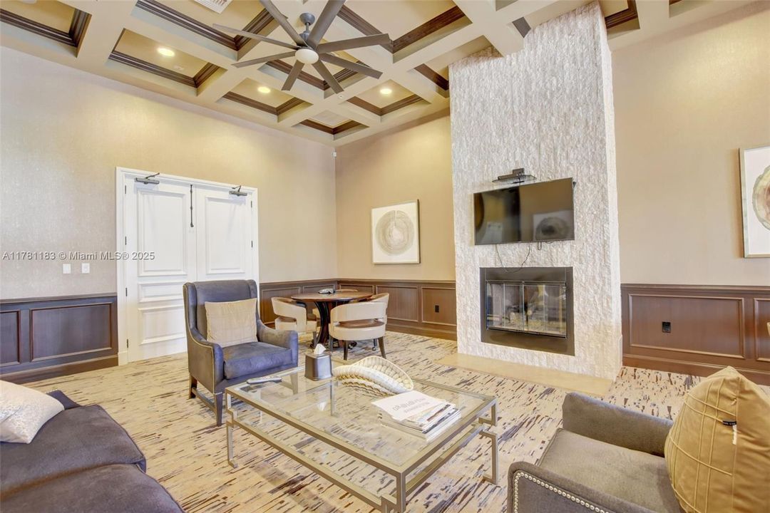 Recently Sold: $1,100,000 (5 beds, 4 baths, 3188 Square Feet)