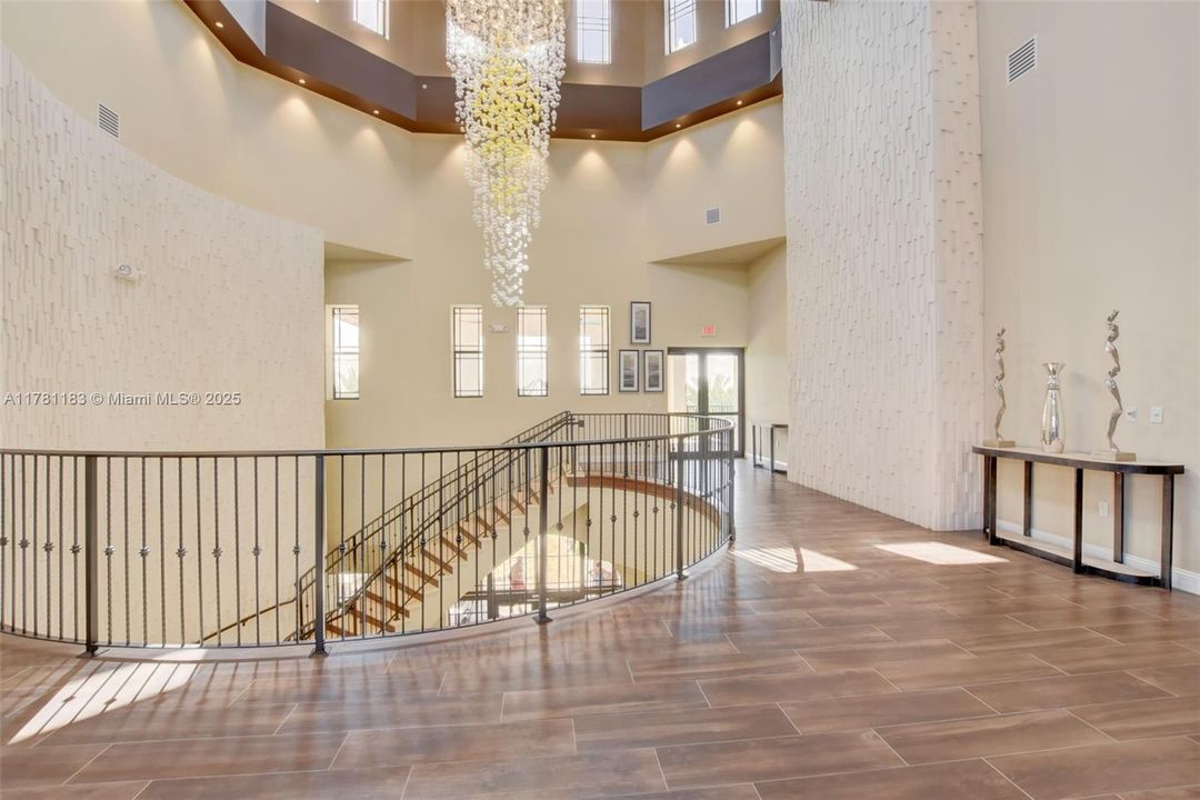 Recently Sold: $1,100,000 (5 beds, 4 baths, 3188 Square Feet)